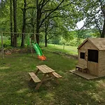 Maison Spacieuse En Pleine Nature Avec Piscine, Equipements De Loisirs Et Randonnees A Proximite - Fr-1-653-105