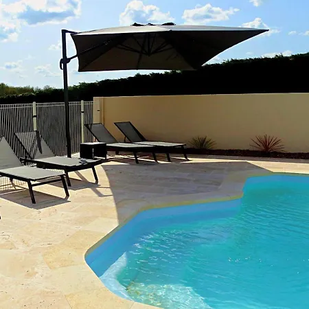 Maison Spacieuse En Pleine Nature Avec Piscine, Equipements De Loisirs Et Randonnees A Proximite - Fr-1-653-105 乡村民宿